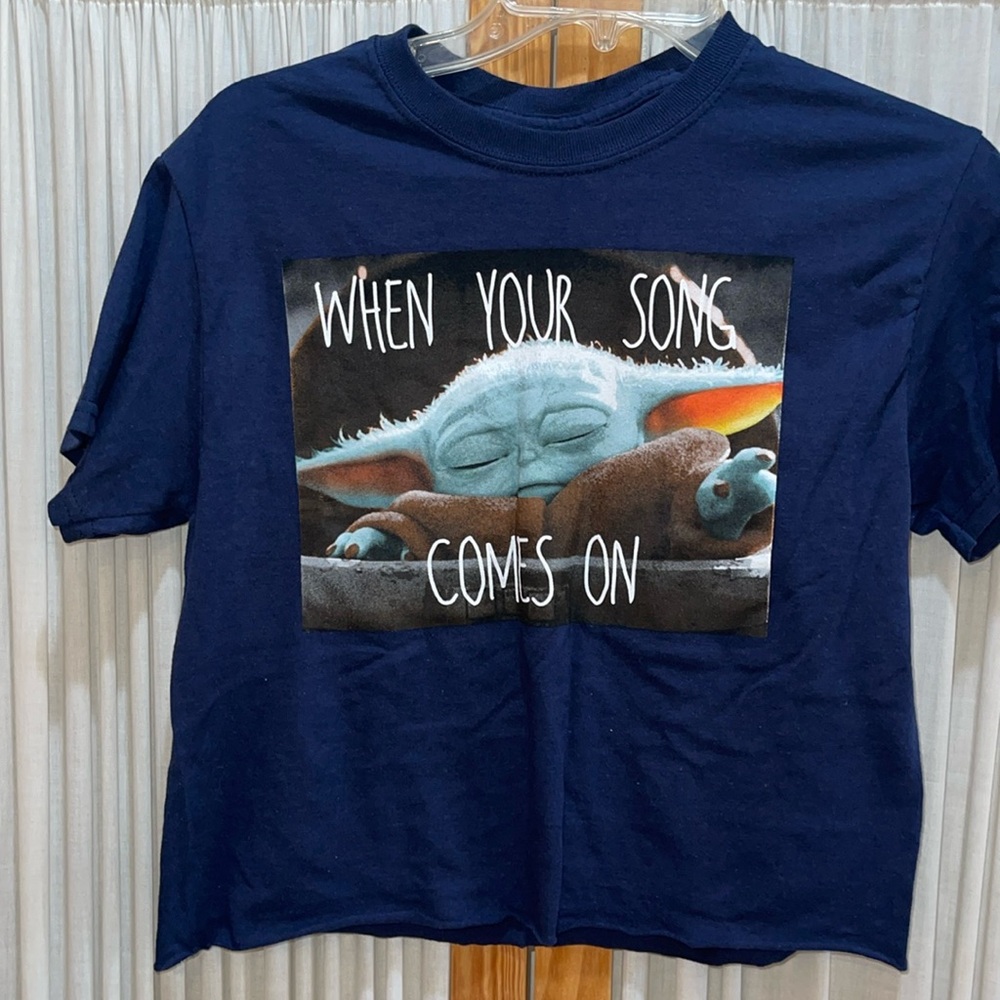 Star war size: s women tshirt